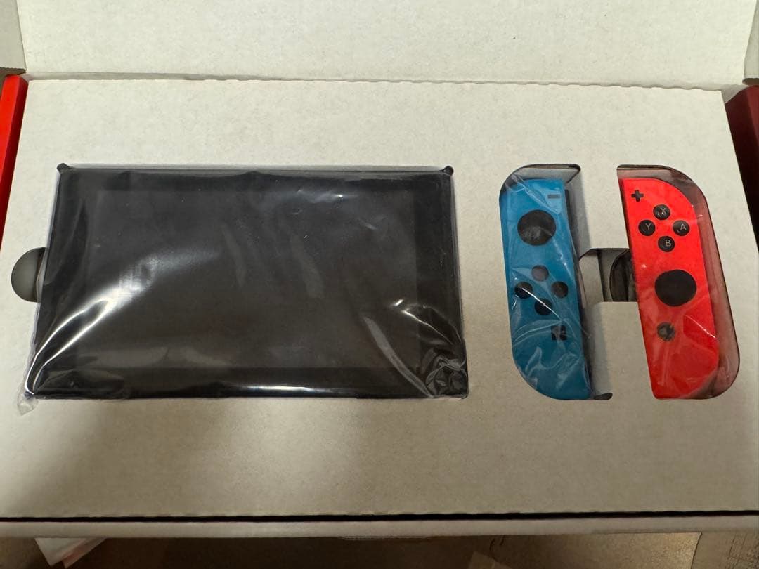 Nintendo Switch 本体　ネオン