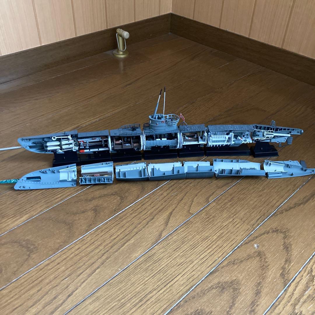 タルガ　高密度模型U-ボート迷彩モデル1/144潜水艦内部構造
