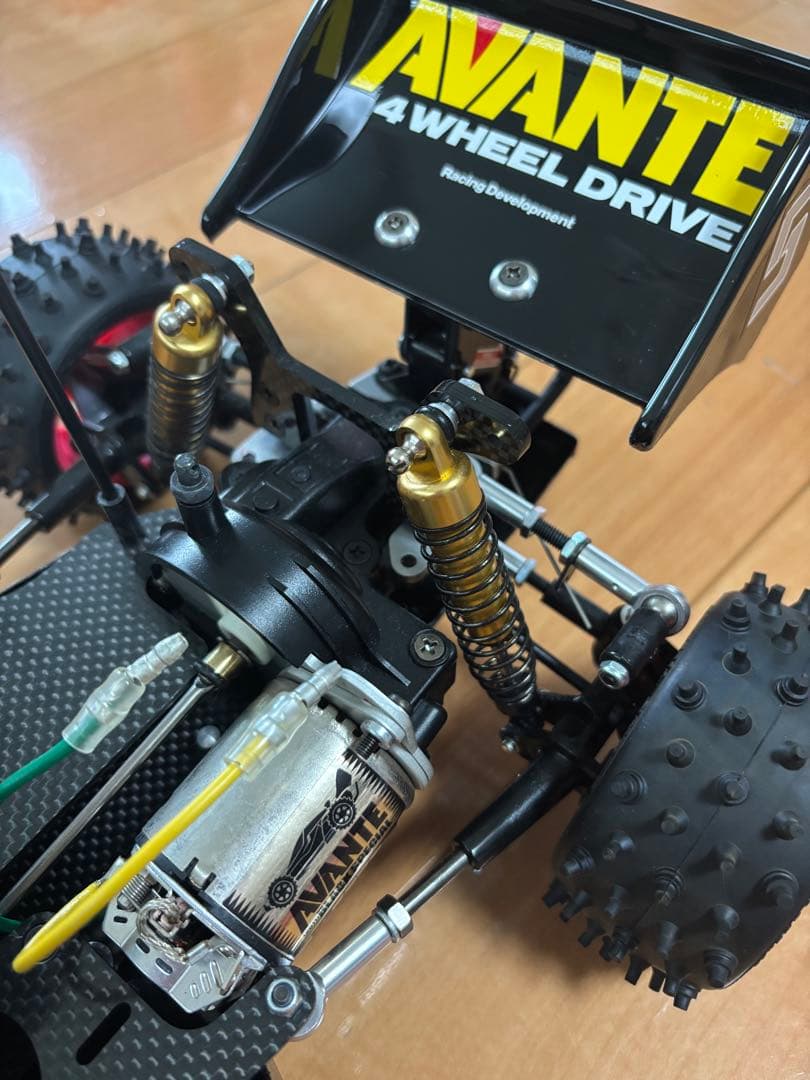 未走行品、タミヤ 1/10 電動RC アバンテ2011 ブラックスペシャル