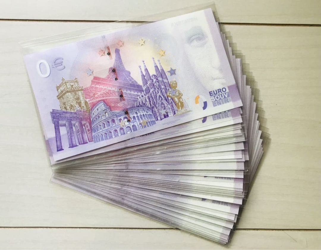 ZERO EUROサッカーワールドカップ2022年・32代表チーム未使用記念紙幣