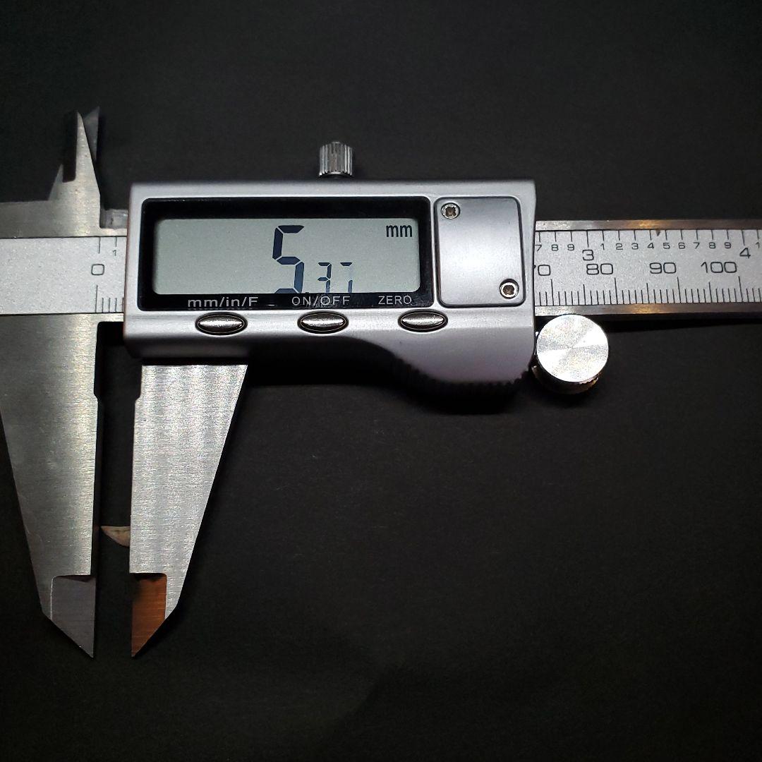 博物館級 ケラトサウルス 化石 歯 恐竜 ポルトガル産 5.36mm fr79