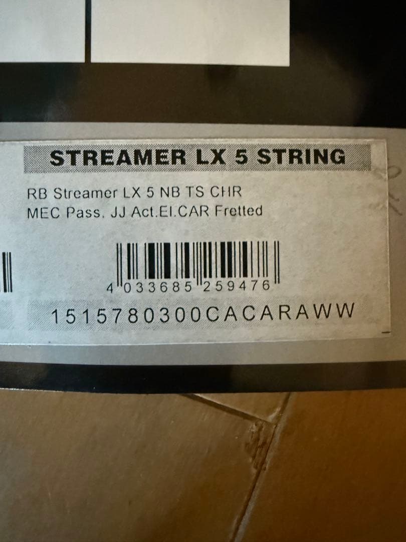 Warwickロックベース5弦エレキベース