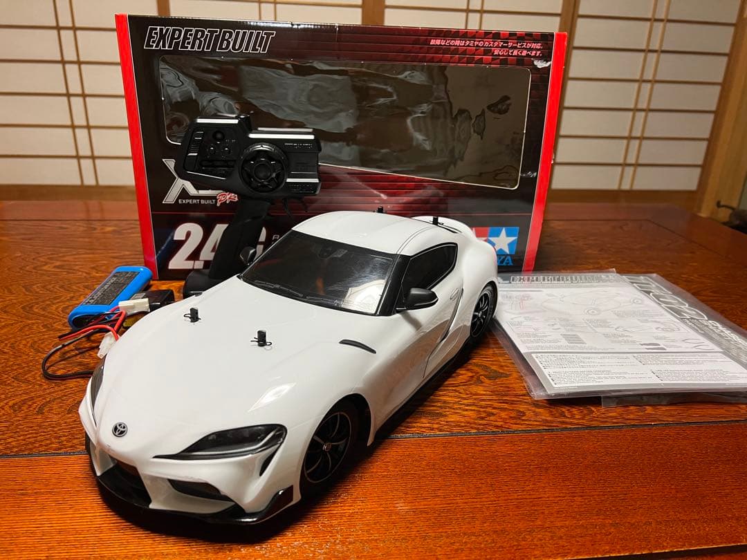 タミヤ　1/10 完成済ラジコン XB スープラ　ホワイト　絶版品