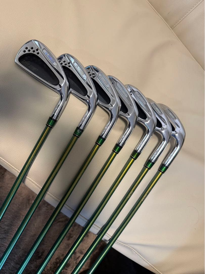 【送料込み】激安　テーラーメイド　ゴルフセット　ゴルフバッグ付き　メンズ