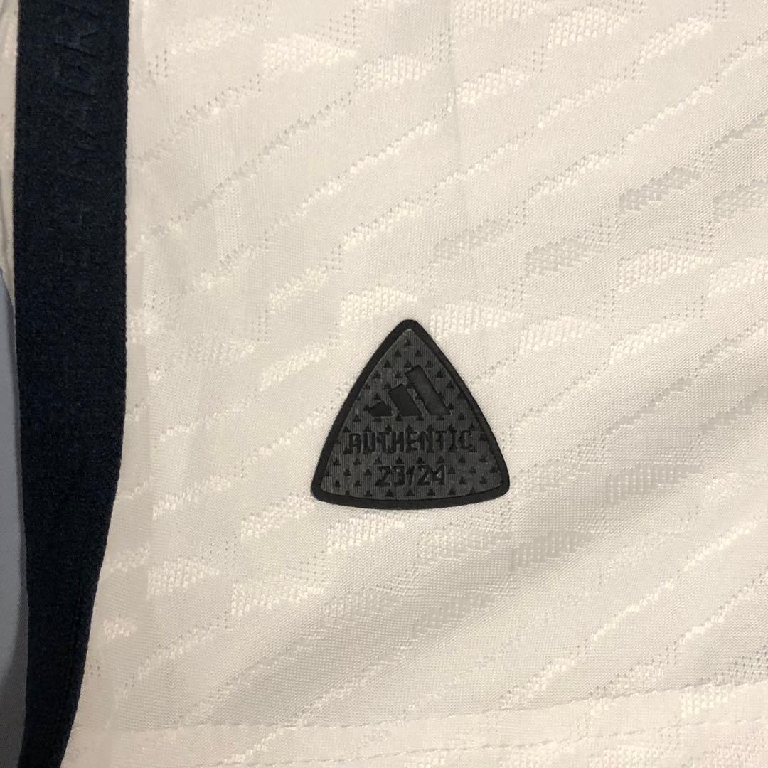 【チャンピオンズリーグ】Real Madrid オーセンティック 長袖　S