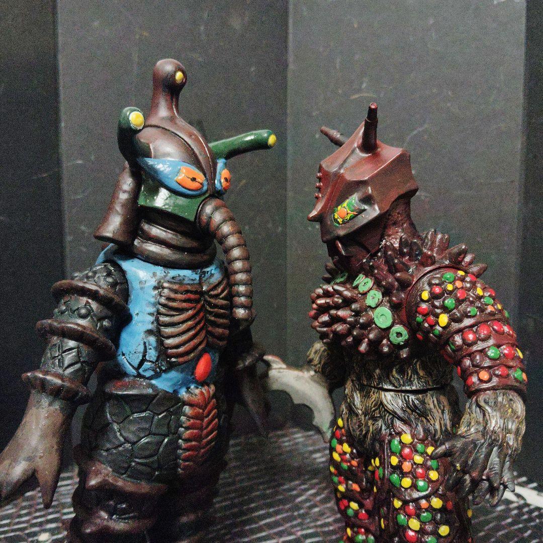 ウルトラ超獣旧型絶版ソフビ巨大ヤプール.ヒッポリト星人（2716ei.2334）