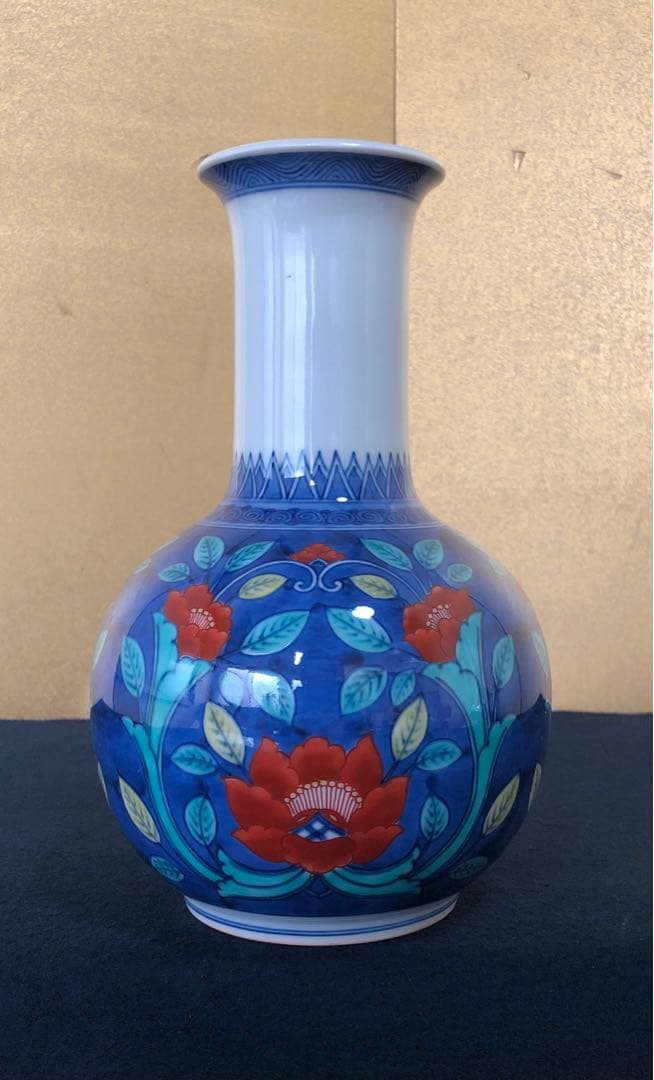 《R》色鍋島緑地紋 花絵 花瓶 十三代 今泉今衛門 合わせ箱 251204お3