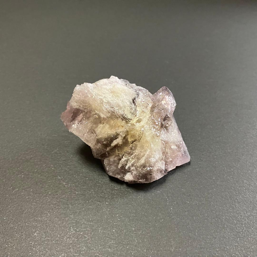 フローライト　レディアナベラ Sherry Twins Pocket 鉱物標本