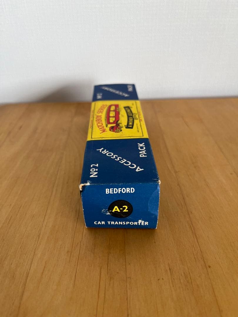マッチボックス　レズニー　A-2 ベッドフォード