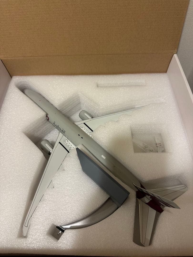 1/200　Qatar Airways Boeing 777-300ER