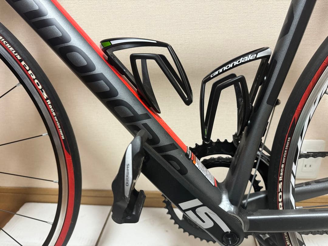 cannondale caad12 サイコンスタンドヘルメット
