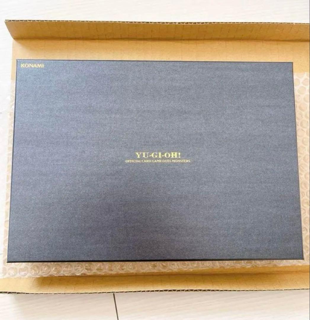 【数量限定抽選品】遊戯王カードゲーム25周年記念商品「三幻神」スペシャルカード