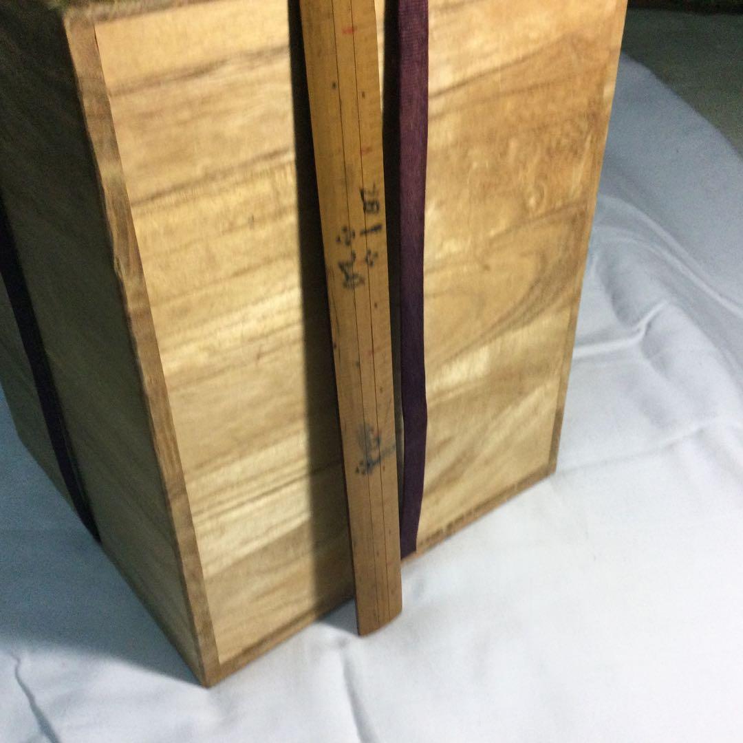 花壷、、陶器詳しく分かりません。