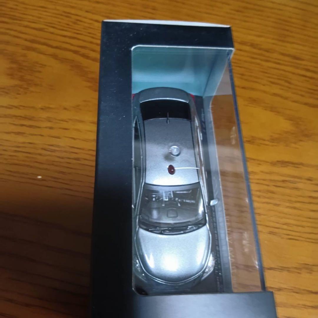 【4台セット】レイズ　ティアナ　ポリスカー　パトカー　1/43