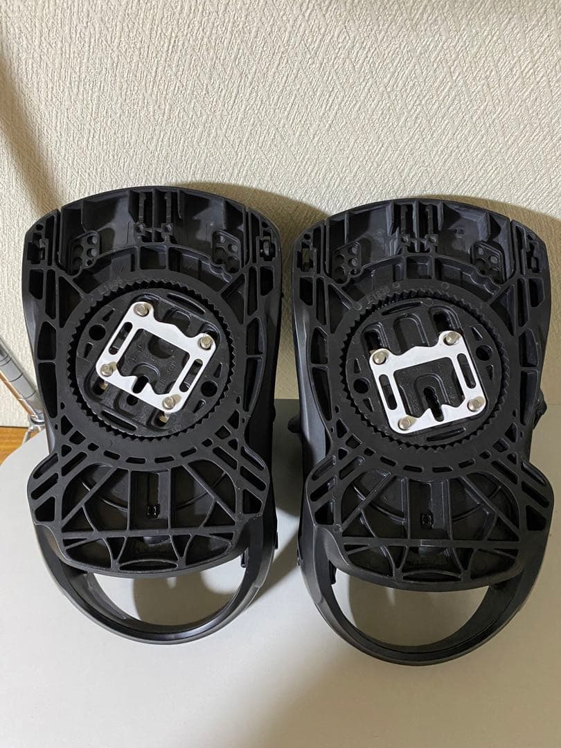 SALOMON スノーボードビンディング RHYTHM Sサイズ