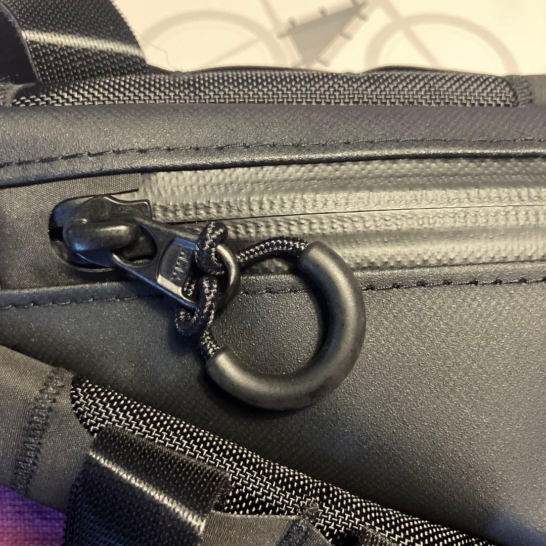 【新品未使用】Sサイズ Trek トレック フルフレームバッグ