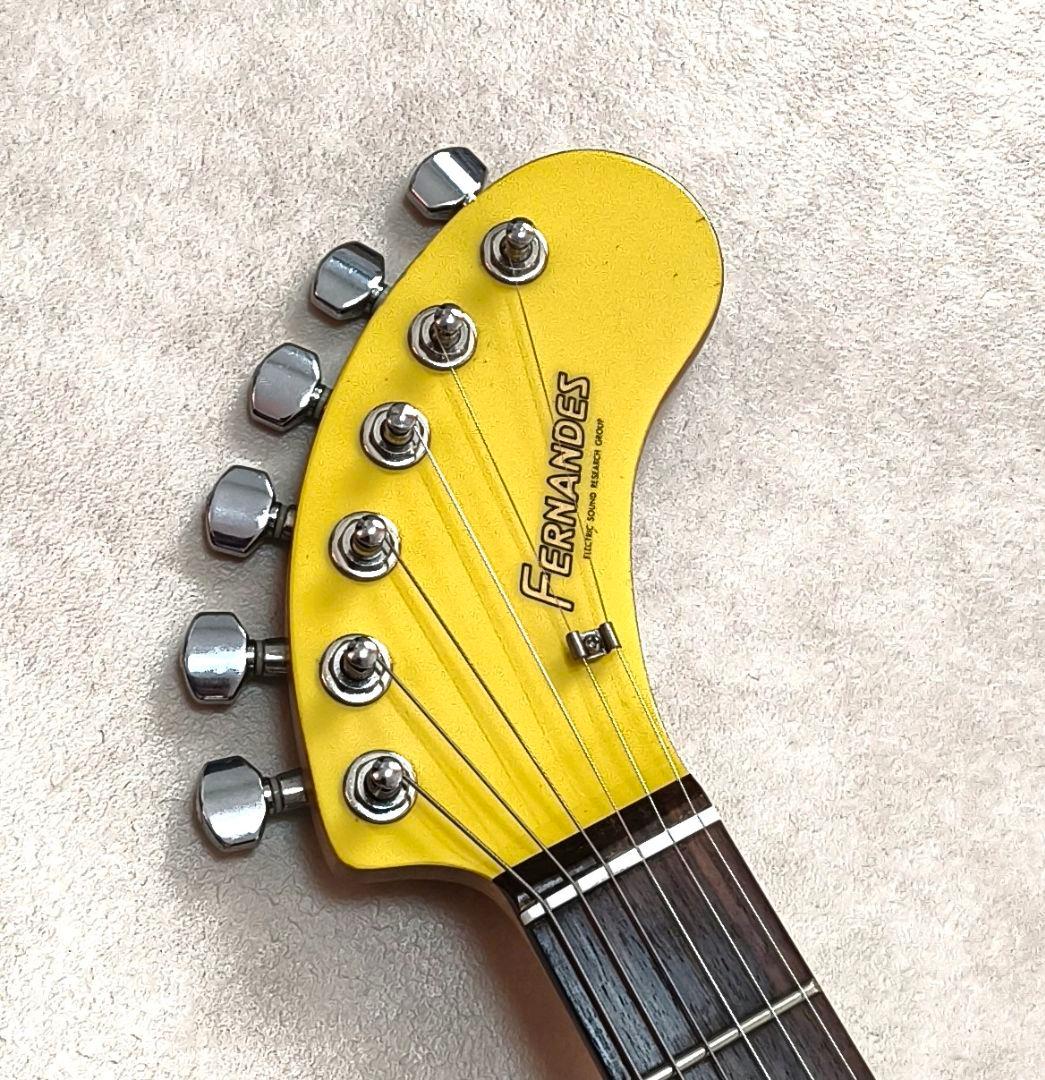 【美品】ZO-3 イエロー アンプ内蔵ミニギター ヘッドフォン端子付き！