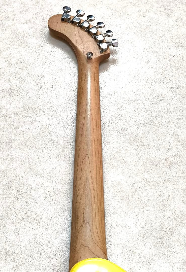 【美品】ZO-3 イエロー アンプ内蔵ミニギター ヘッドフォン端子付き！