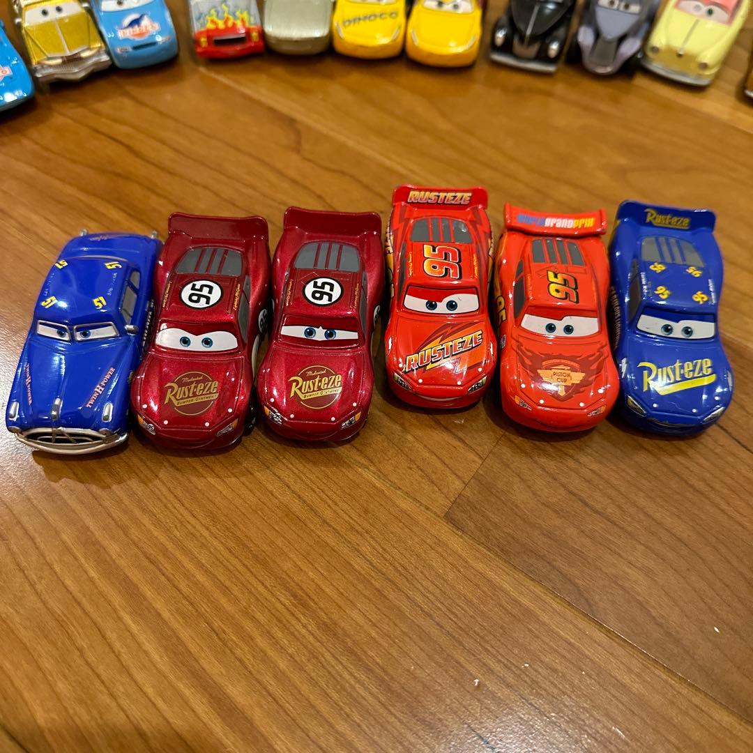 カーズ　トミカ