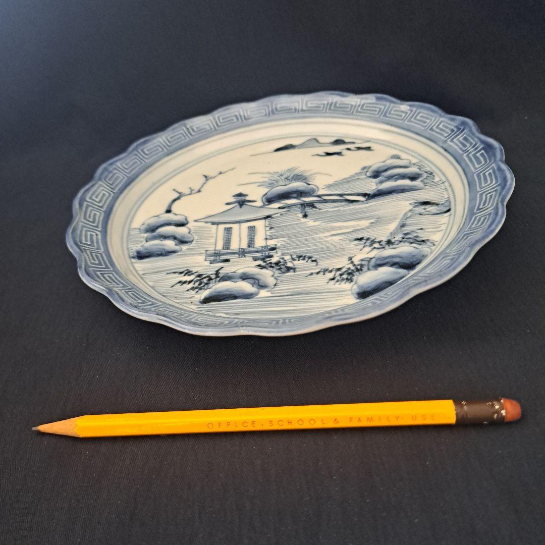 「輪花(りんか)皿のリズム」 古伊万里染付皿(直径20cm) 骨董アンティーク