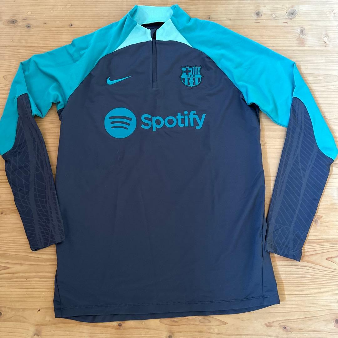 バルセロナ　ハーフジップ　練習着