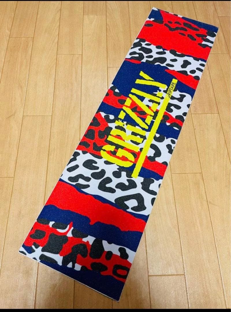 三色団子ページ　グリズリーデッキテープ貼り付け発送