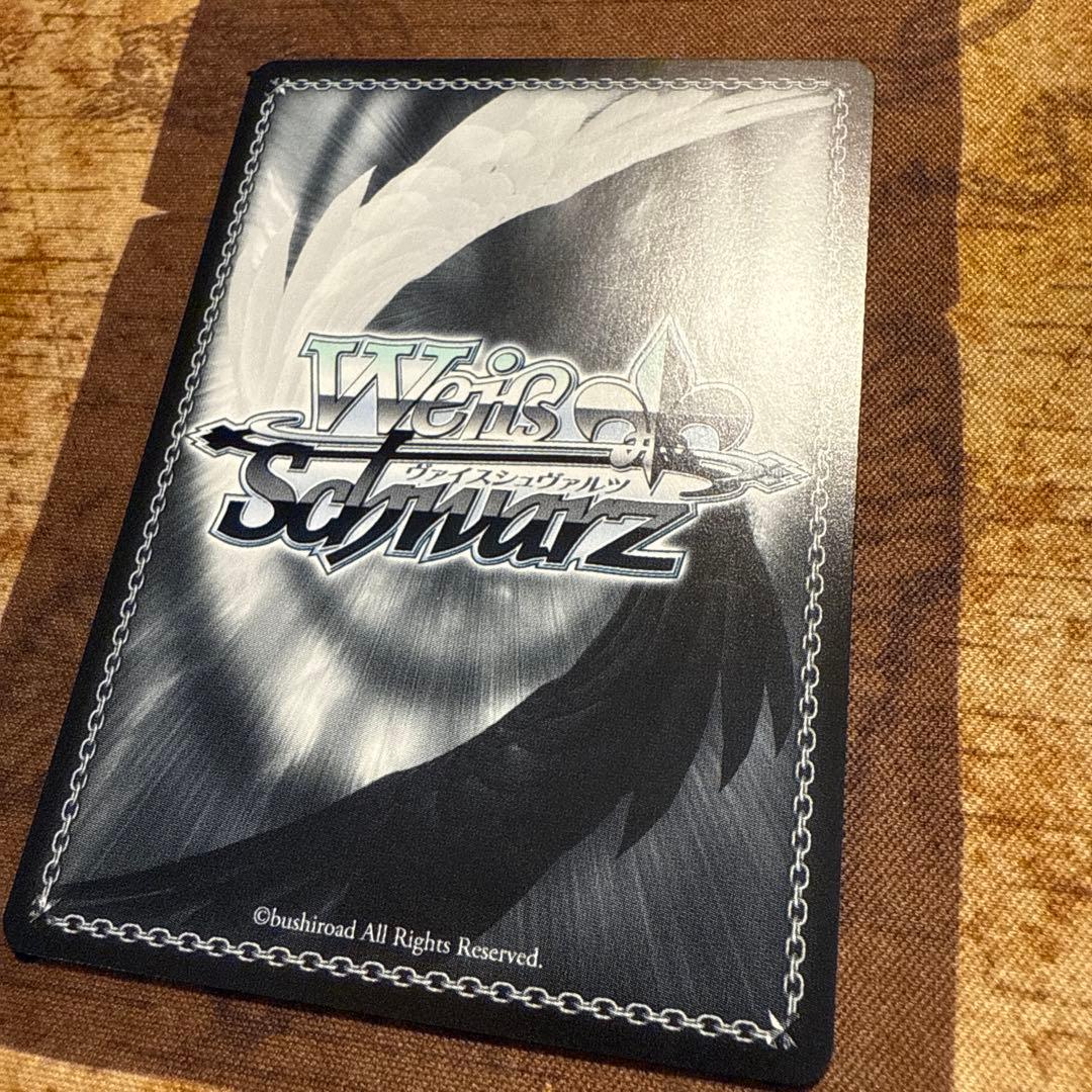 ヴァイスシュヴァルツ　勝利の女神　NIKKE SEC+ ラピ　サイン