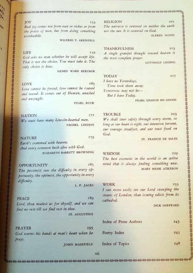 アメリカンヴィンテージ　大型洋書　The Treasure Chest　名言集