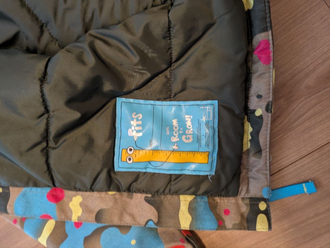 【美品】Burton キッズ　スノーボードウェア上下　ビブパンツ　5T　バートン