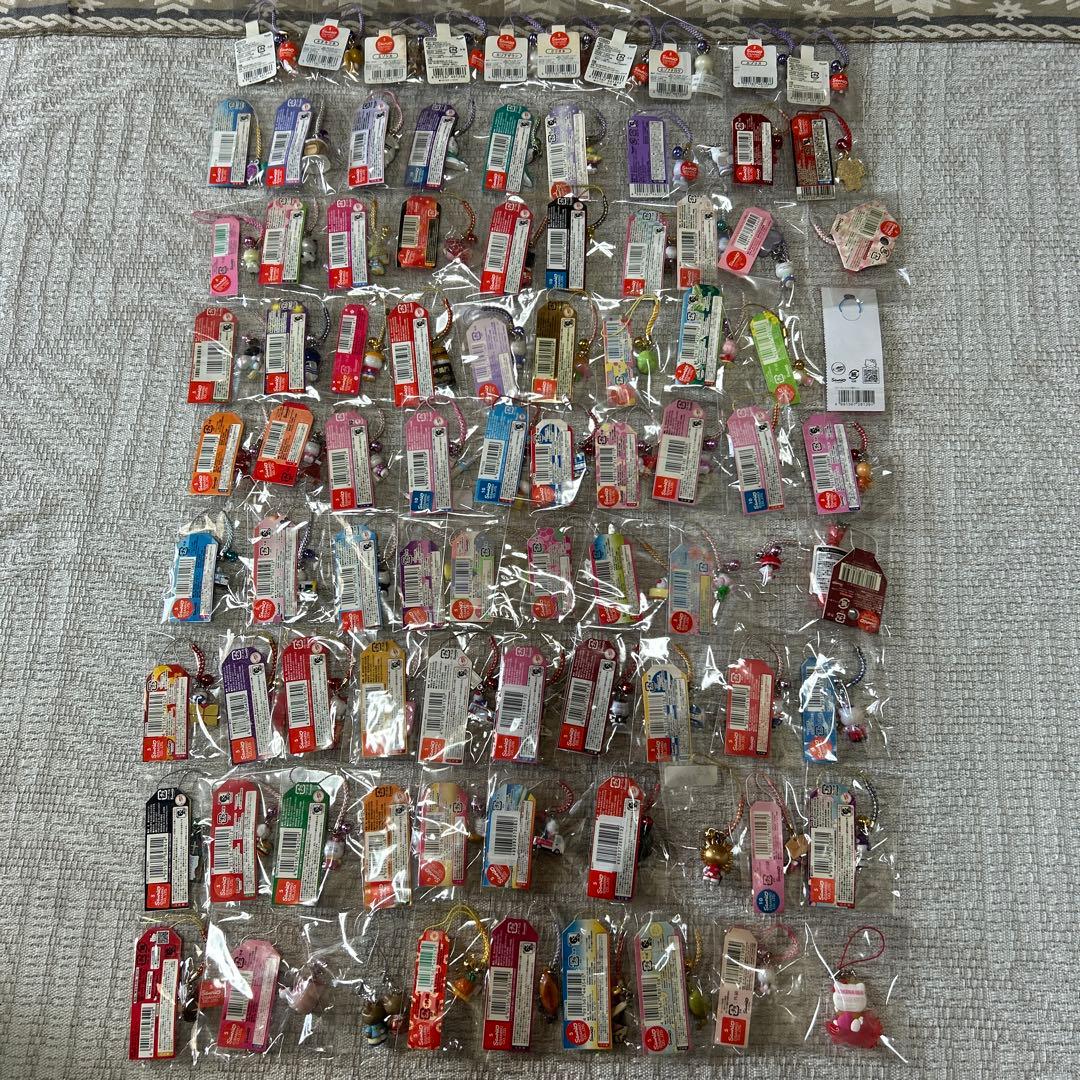 ご当地キティちゃん　【選りすぐり90個】