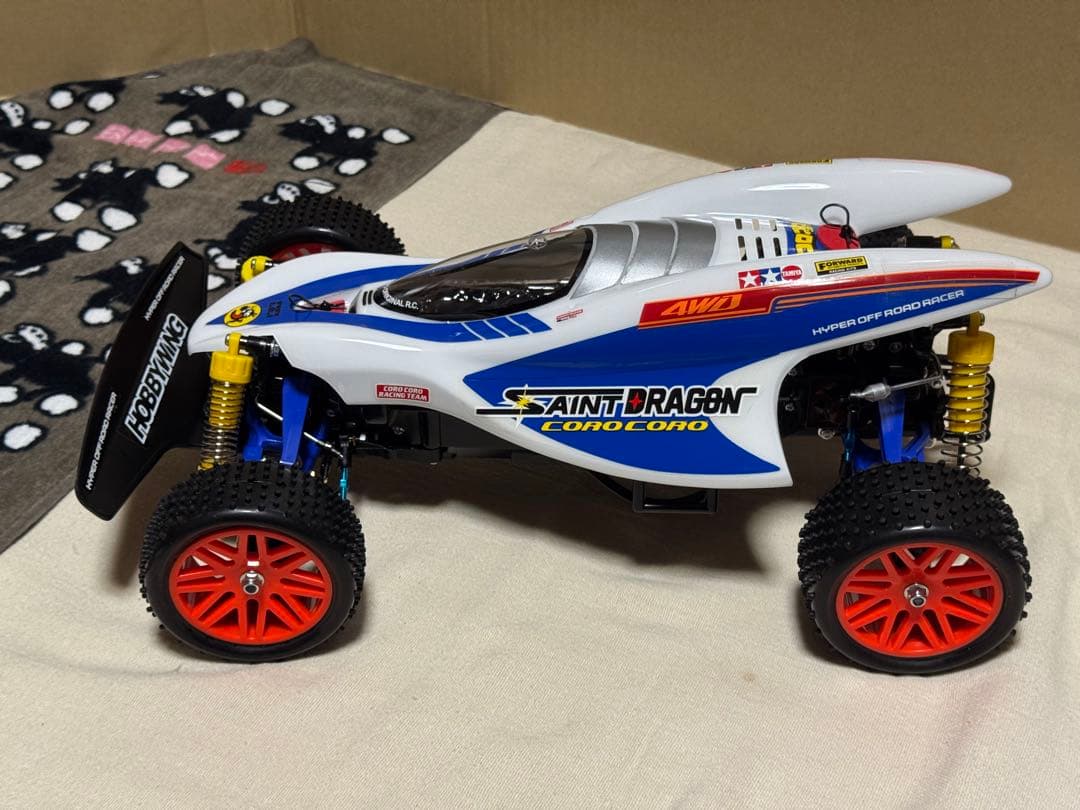 走行僅か必須OP多数装着！タミヤセイントドラゴン2021モーター付属、メカ無し車