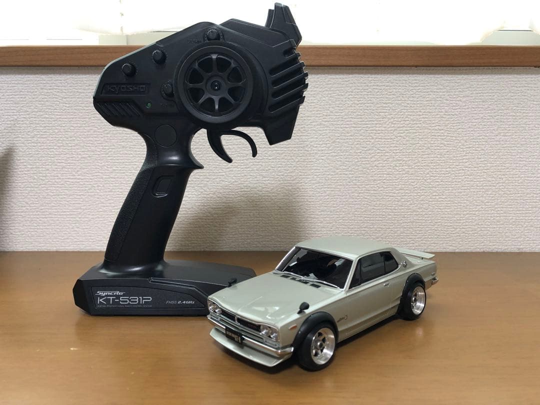 美品！ミニッツAWDハコスカ！希少ロンシャンホイール付き！