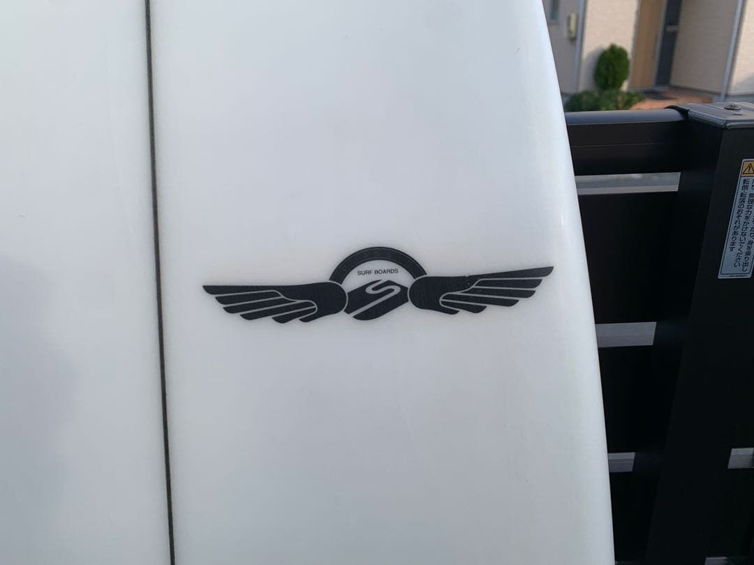 セレンディピティーサーフボード　ネオ3 5.9