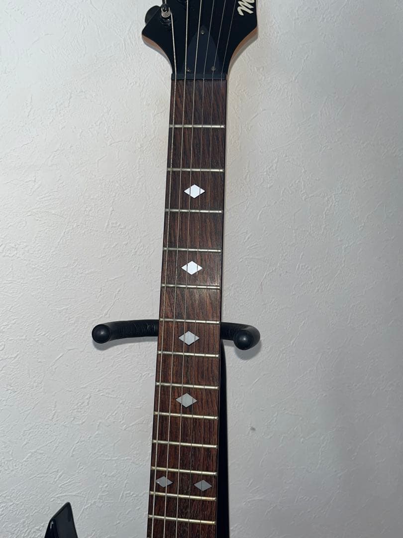 【ふぐたアナゴさん】送料込‼️ 変形ギター 音出し確認済 黒 モッキンバード