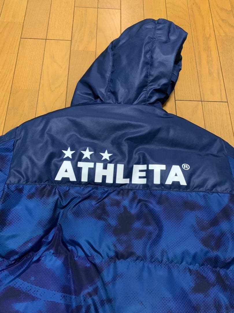 美品　ATHLETA ネイビー迷彩 ベンチコート　160