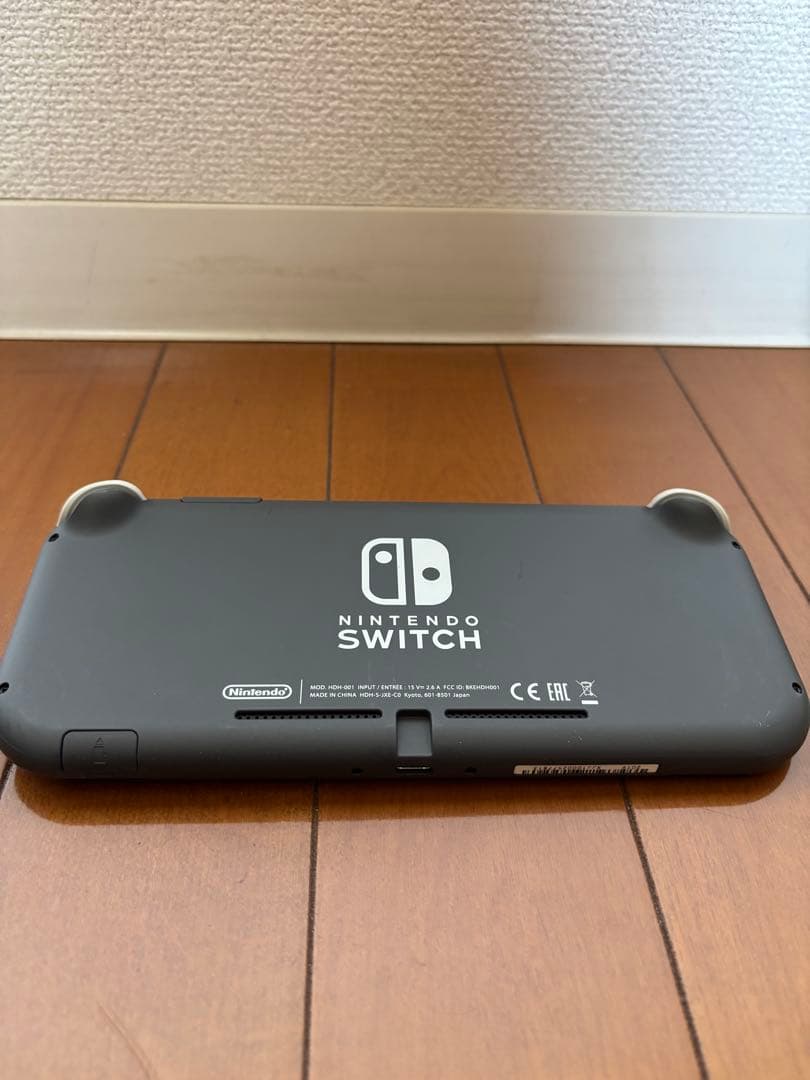 Nintendo Switch Lite 本体 充電器付き