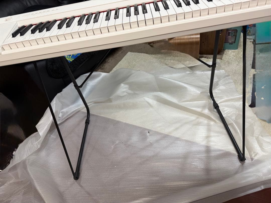 Yamaha 電子キーボード　ホワイト