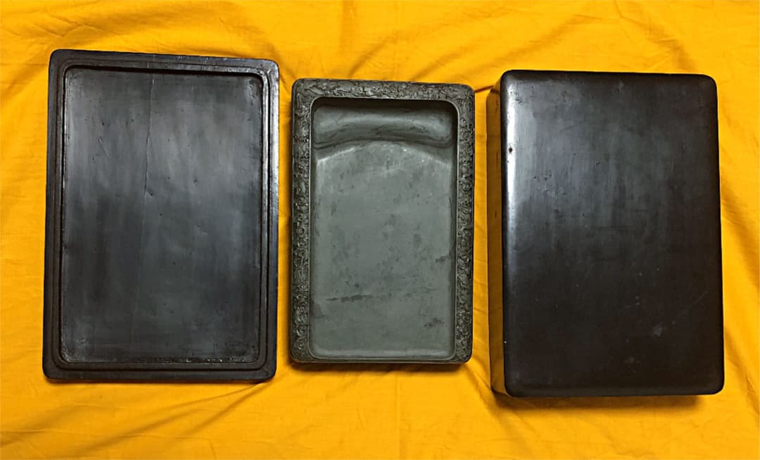 【古硯】緑端渓硯 乾隆五十三年(1788) 仲春月 小山一桂 刻名