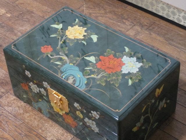漆塗 中国美術 真鍮金具 花文様図 保管箱/宝石箱/ジュエリーケース/小物入れ