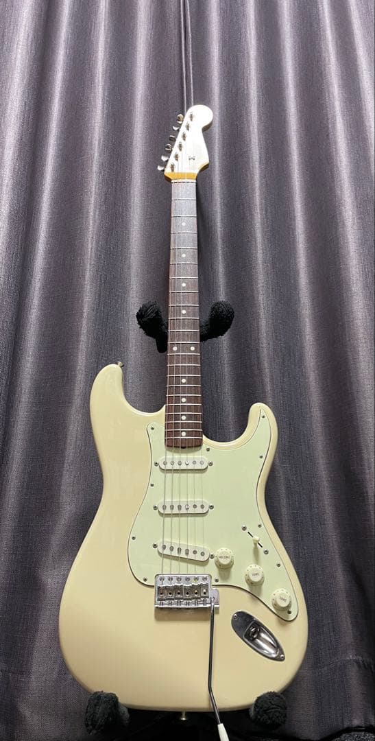 ギター Fender Japan Stratocaster ST62-70TX VWH