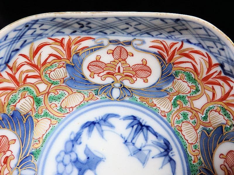 大聖寺伊万里　金襴手　松竹梅に草花紋の図　四方角皿 ５枚　C688AS-fbbi