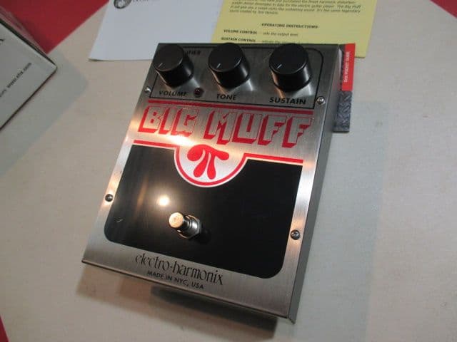 BIG MUFF ビッグマフ FUZZ ファズ ディストーション エフェクター