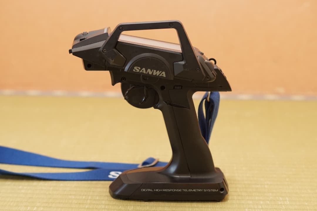 SANWA (サンワ) M12S RS 送信機 純正Li-Feバッテリー付