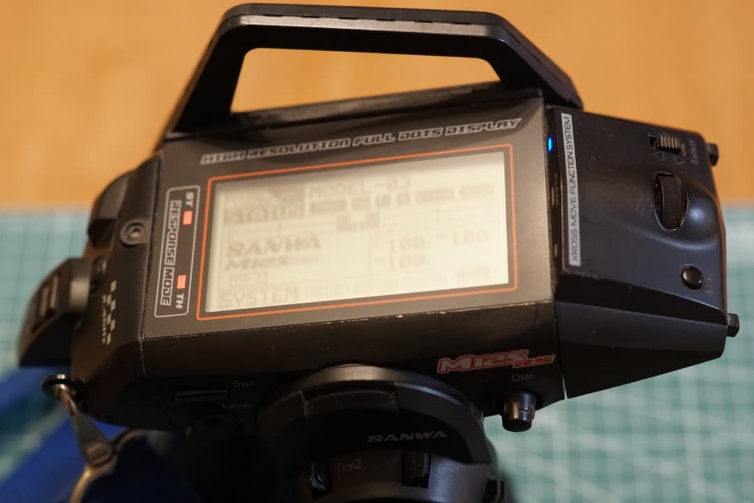 SANWA (サンワ) M12S RS 送信機 純正Li-Feバッテリー付