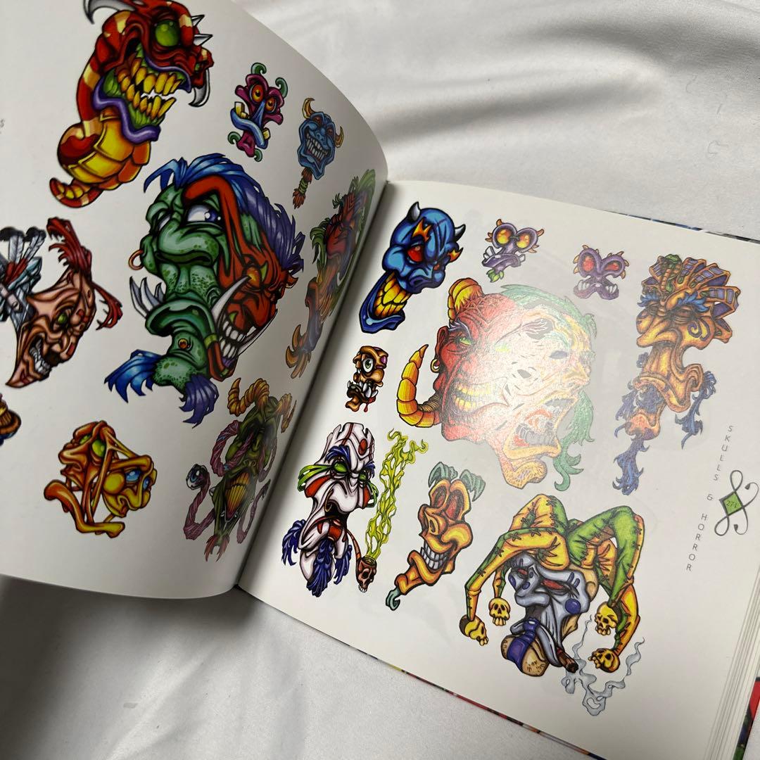 洋書　参考書　Tattoo Johnny:3000 Tattoo Designs