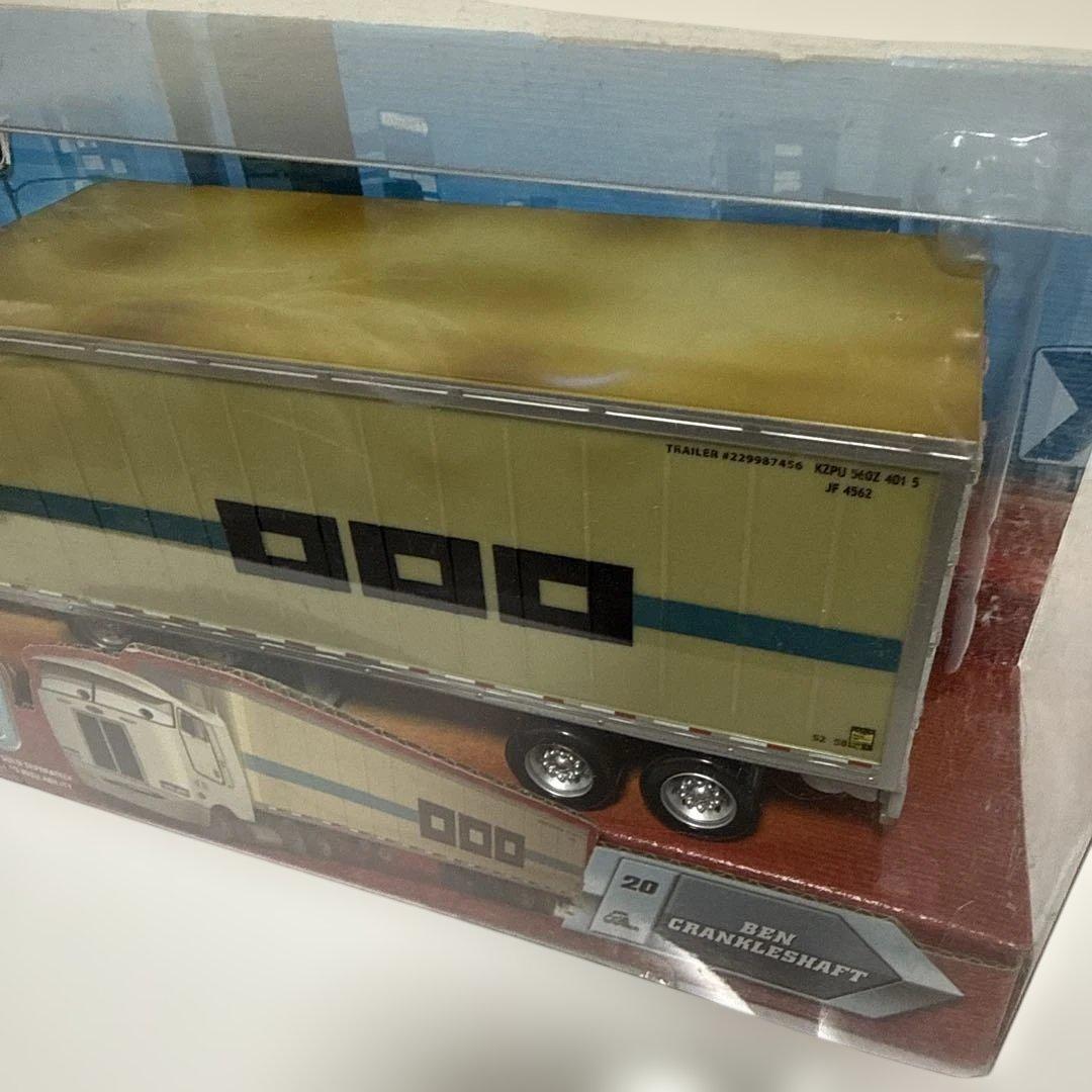 東京ドリフト仕様 ベン・クランクルシャフト輸送車