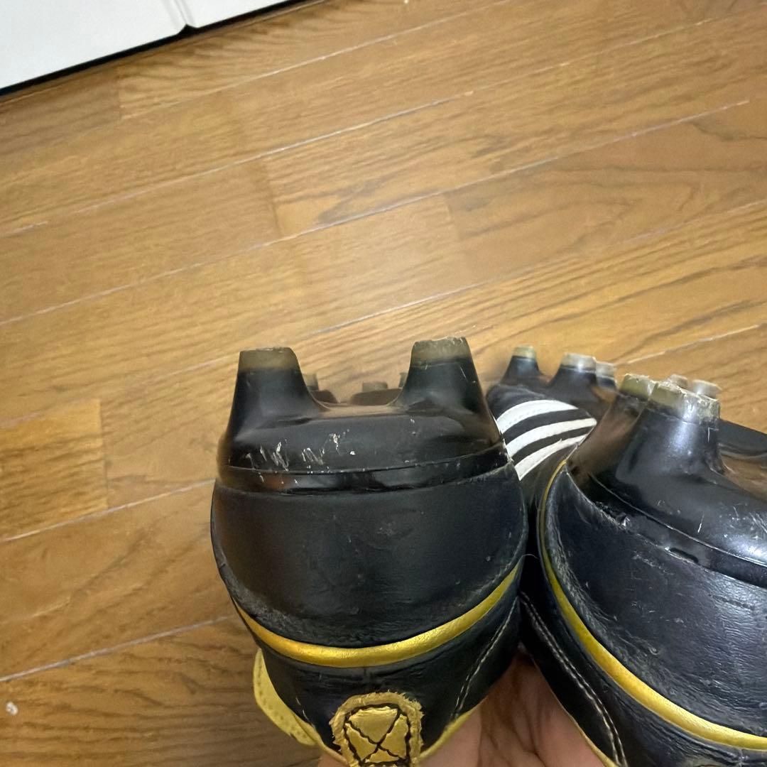 adidas サッカー ブラック/ホワイト/ゴールド adipure FG