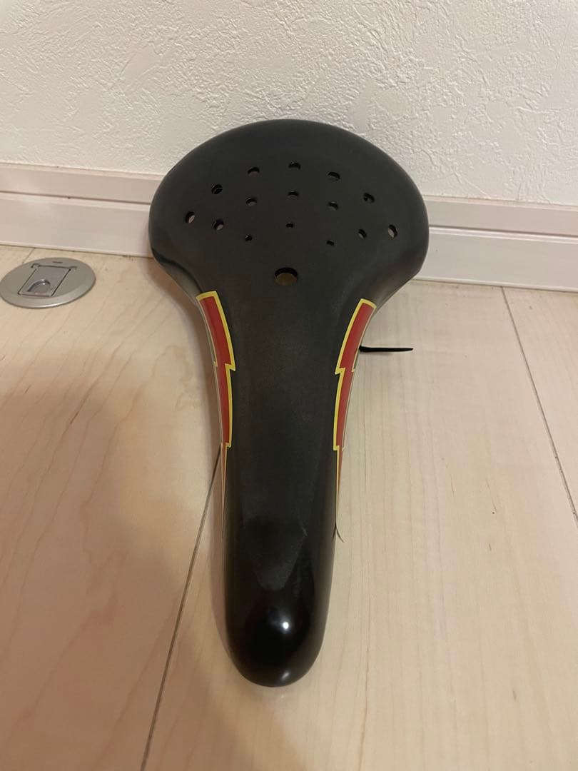 elina saddle サドル　bmx e.t 太平　kuwahara