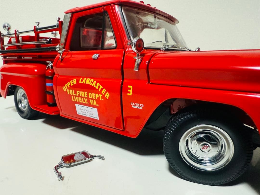 SunStarサンスター/'65 Chevyシボレー C-20 消防車 1/18