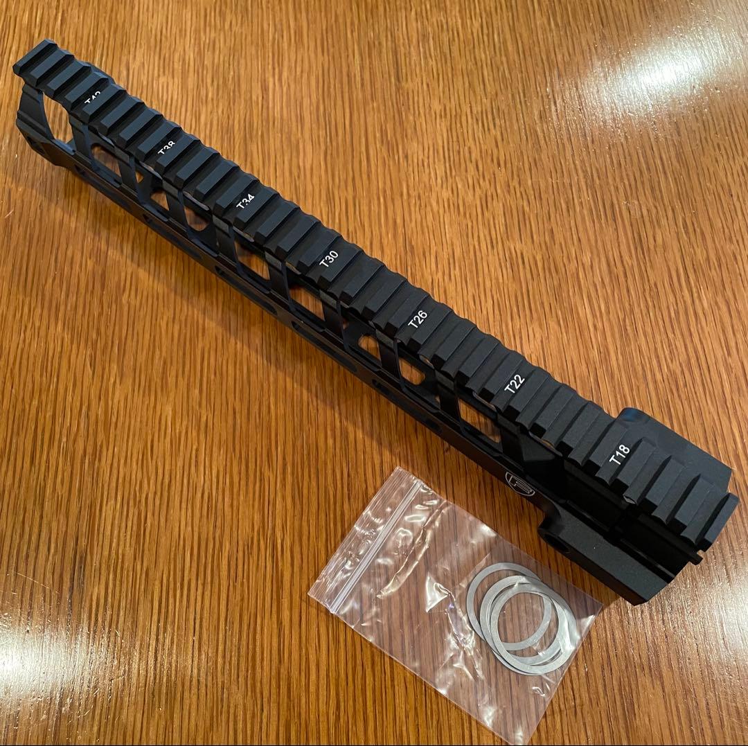 年末値下げ！SAAfortisタイプ　M-LOKレールハンドガード　12inch